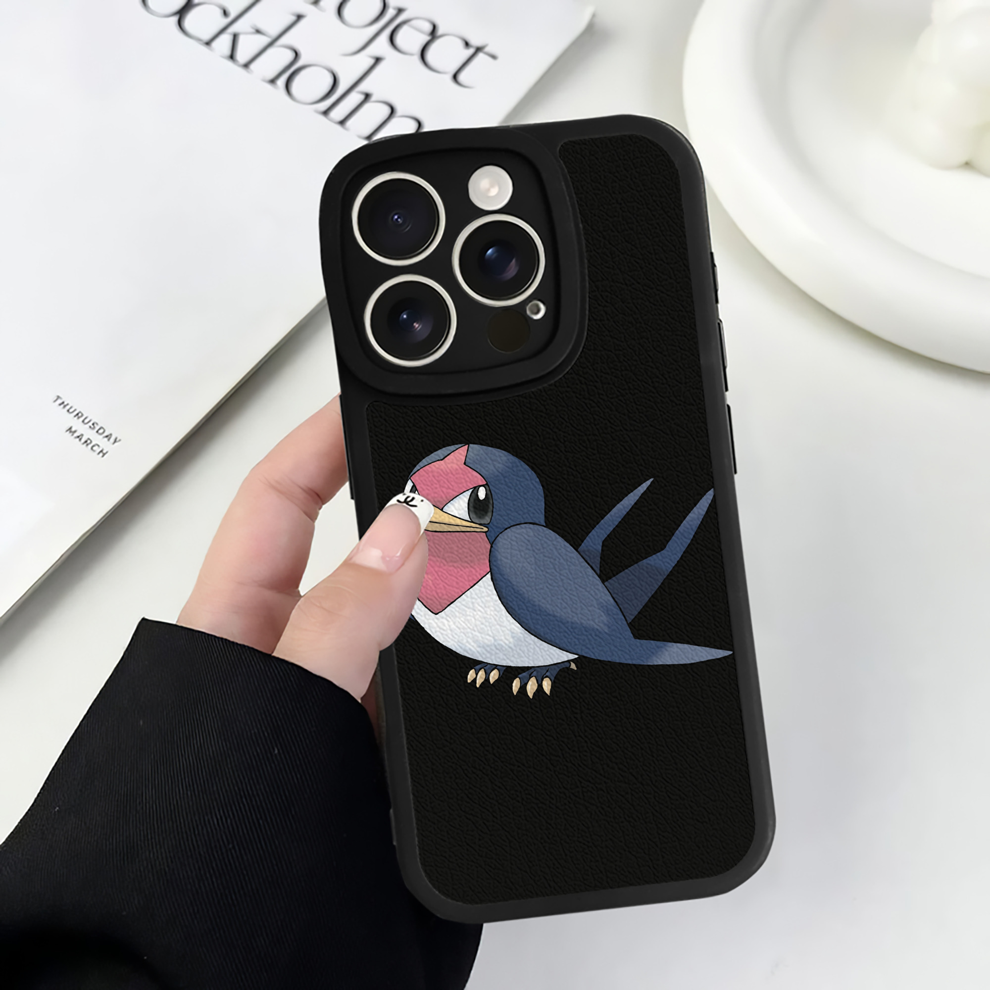 （画像用） ポケットモンスター Pokémon 【iPhone 16シリーズ対応】シリコンスマホケース（レザー調） 材質：シリコン